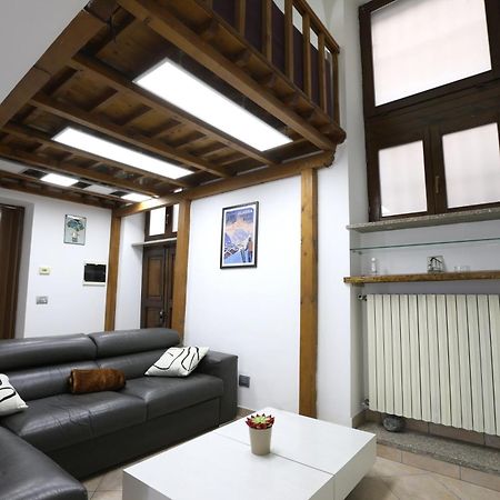 Loft Piazza Cavour 韦尔切利 外观 照片
