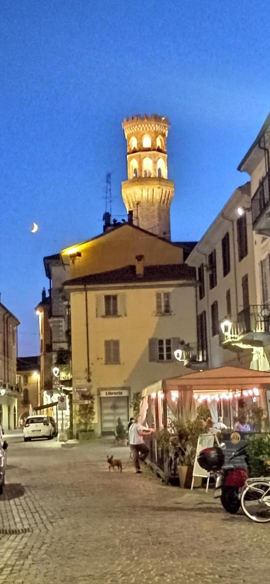Loft Piazza Cavour 韦尔切利 外观 照片